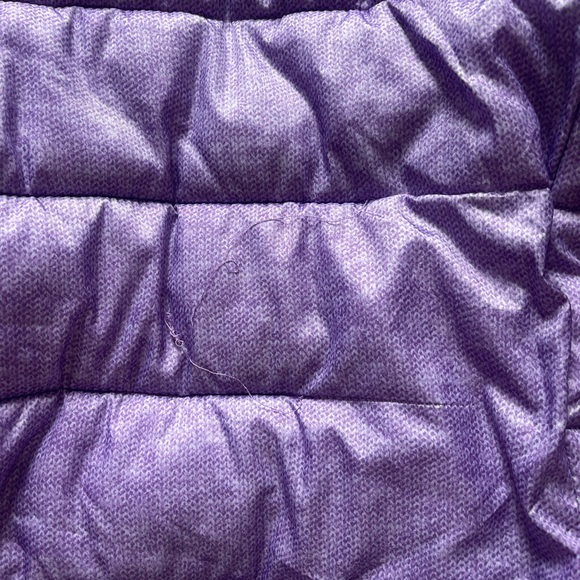 Girls Purple Champion 9 Puffer Jacket Size 9/10 - Picture 4 of 7